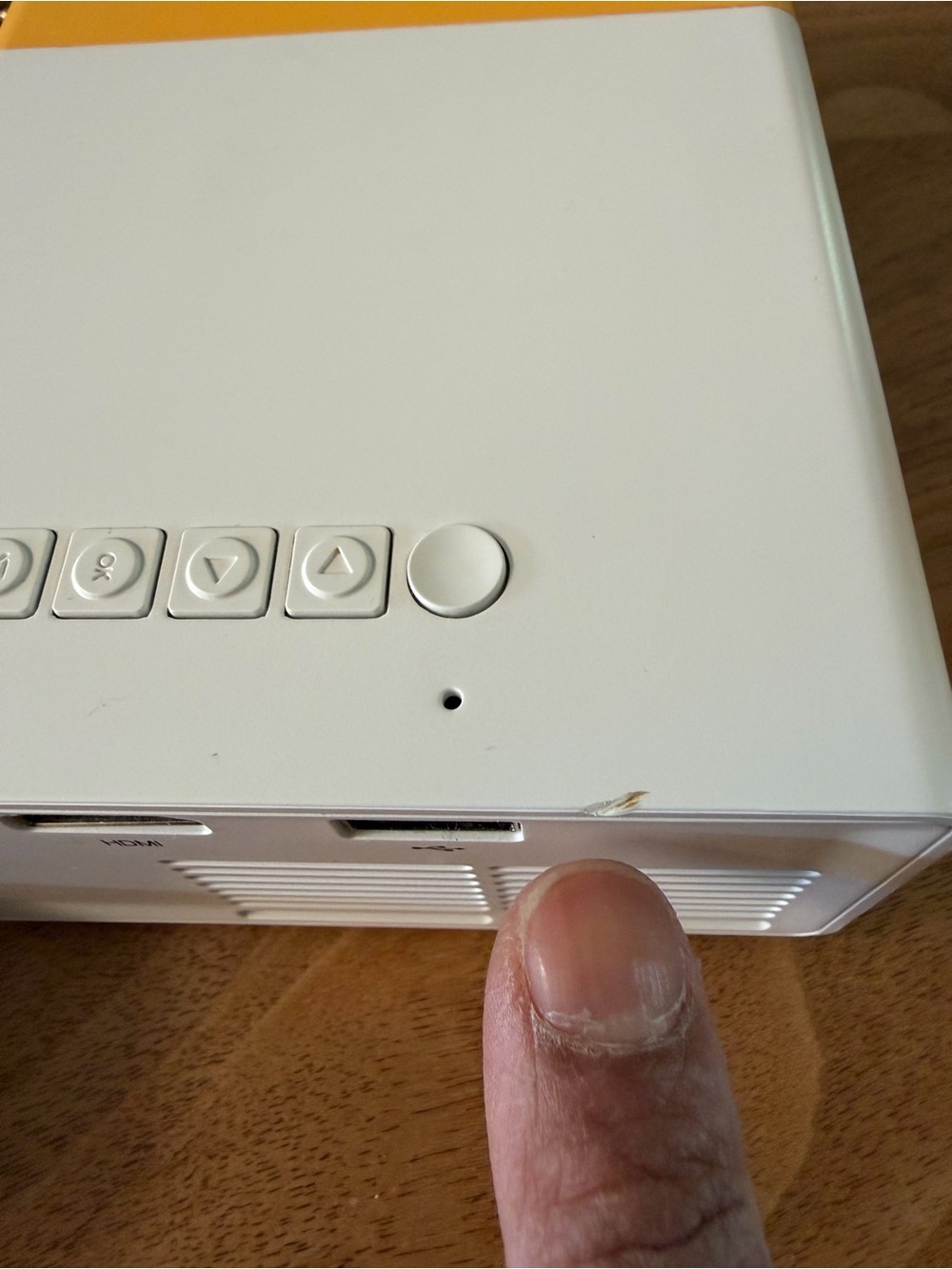 PVO Mini LED Projector - Picture 11 of 14